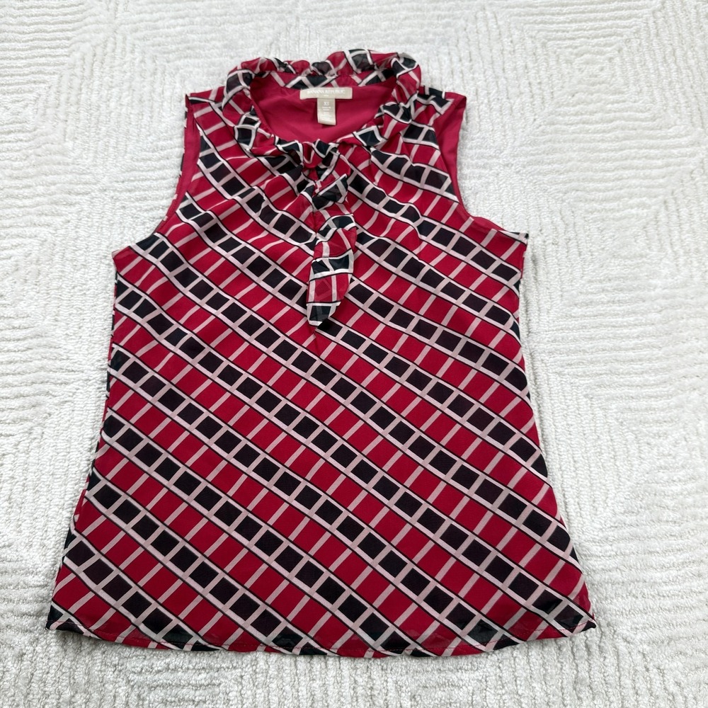 Banana Republic Blouse Womens XS Red Geo Ruffle Neck Sleeveless Work Office